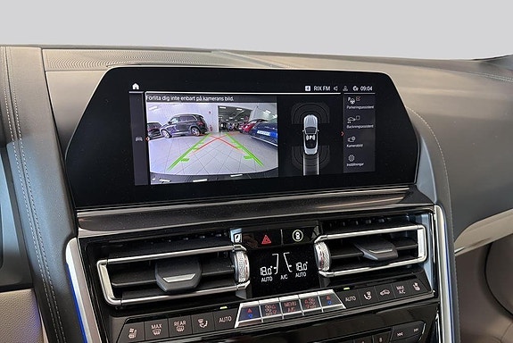 BMW M850i 11 of 18