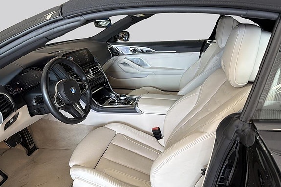 BMW M850i 9 of 18