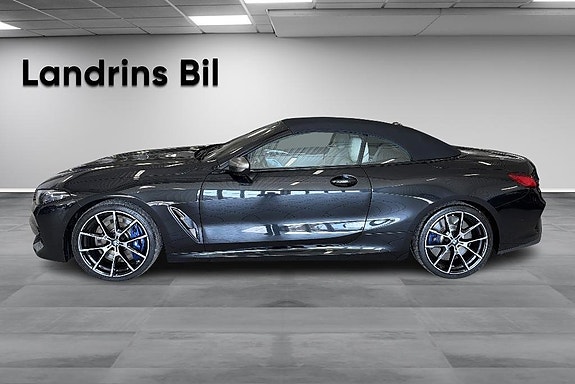 BMW M850i 4 of 5