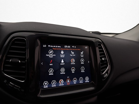 Jeep Compass 21 of 30
