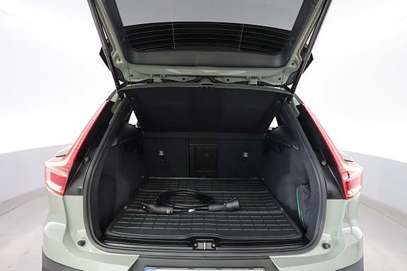 Volvo XC40 29 of 30