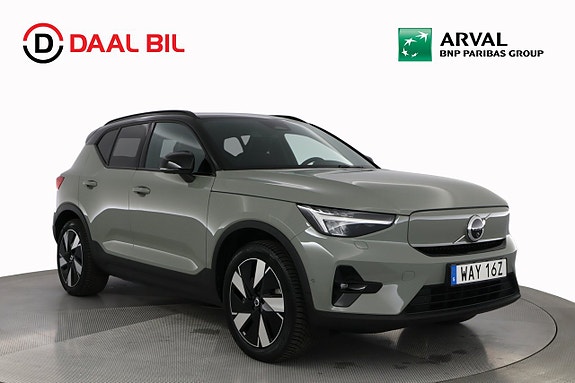 Volvo XC40 4 of 30