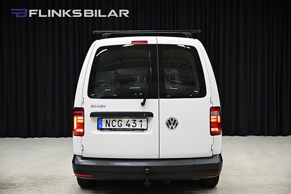 Volkswagen Caddy Maxi 11 of 27
