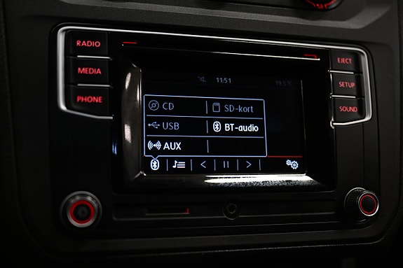 Volkswagen Caddy Maxi 19 of 27