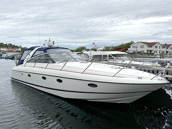 Princess V42