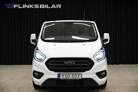 Ford Transit Custom 12 of 27