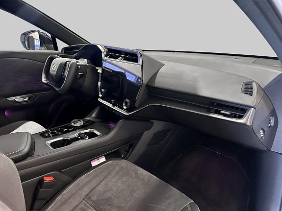 Lexus RZ500e 8 of 25