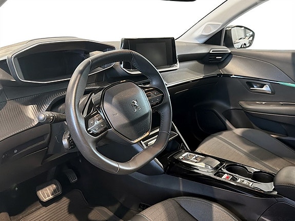 Peugeot e-208 5 of 5