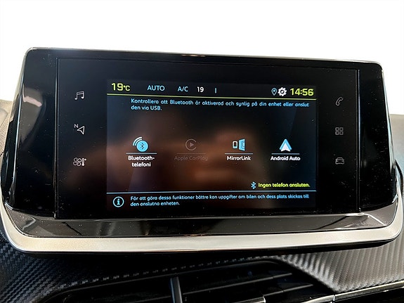 Peugeot e-208 9 of 15