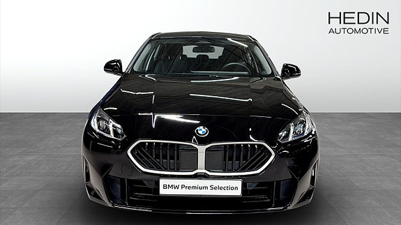 BMW 120 8 of 9