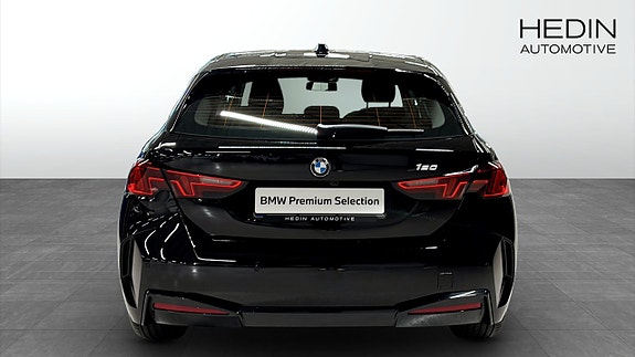 BMW 120 7 of 9