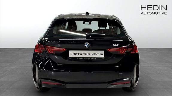 BMW 120 7 of 9
