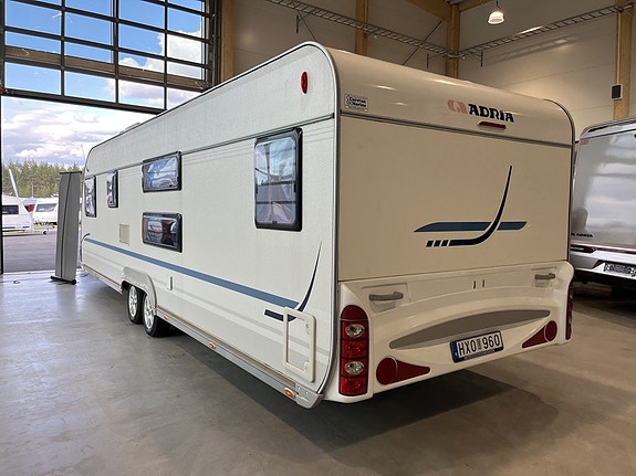 Adria Classica 743 UT / ALDE / Barnkammare / Året runt standard 4 of 5