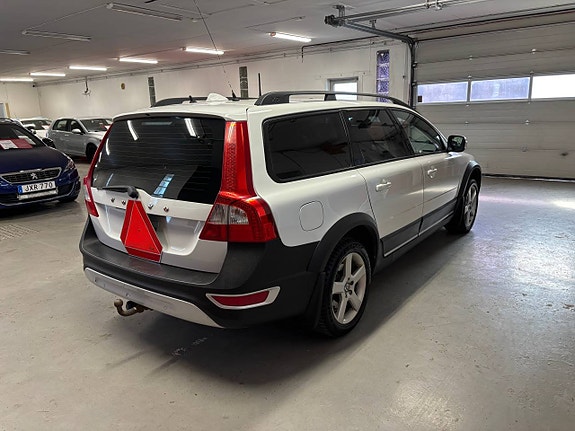 Volvo XC70 3 of 8