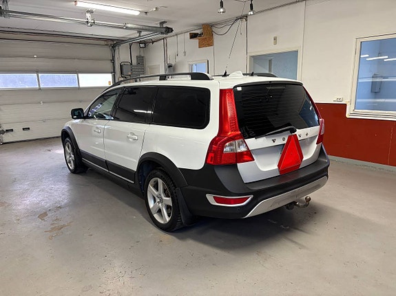 Volvo XC70 4 of 8