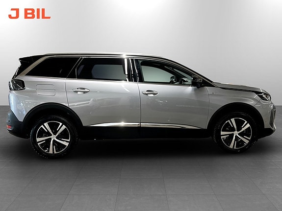 Peugeot 5008 14 of 16