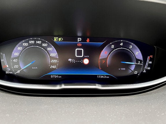 Peugeot 5008 9 of 16