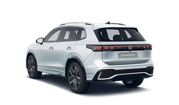 Volkswagen Tiguan 3 of 5