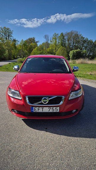 Volvo S40 3 of 5