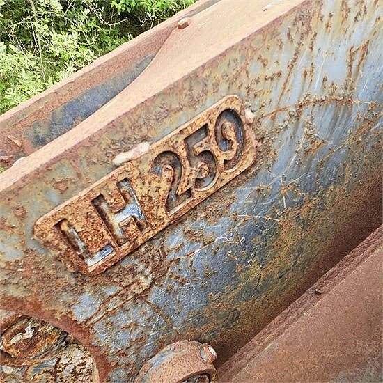 Trevi Benne Benne 10 AD - 4 ton klapskovl / clamshell bucket 19 of 19