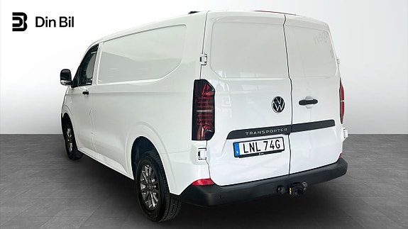 Volkswagen Transporter 3 of 5
