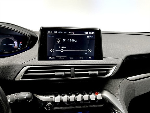 Peugeot 3008 9 of 15