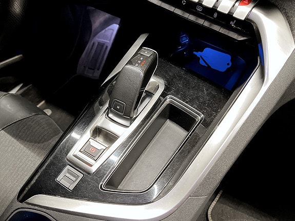 Peugeot 3008 10 of 15