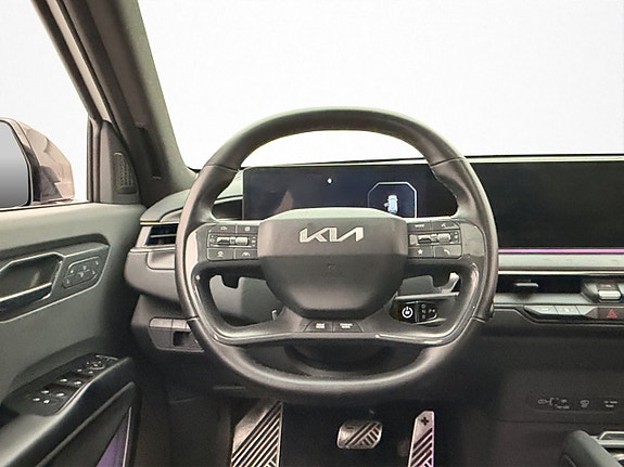 Kia EV9 12 of 30