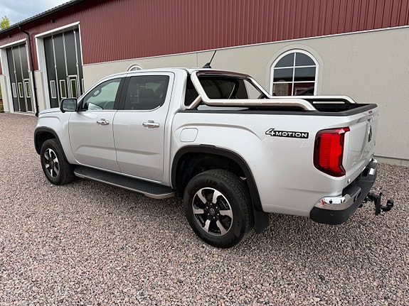 Volkswagen Amarok 4 of 5