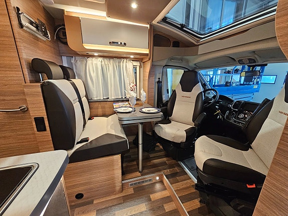 Weinsberg CaraCompact EDITION PEPPER 600 MEG 7 of 22