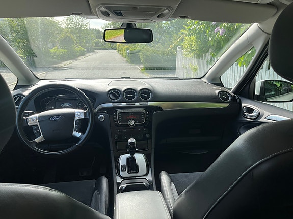 Ford S-MAX 7 of 10