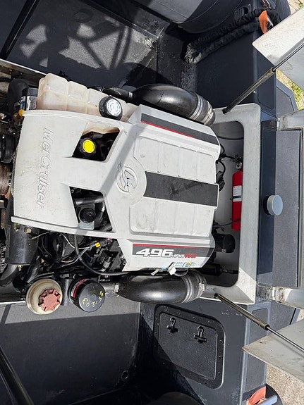 DAHL 27 / MerCruiser 8,1 425 hk - FULLUTRUSTAD inkl. trailer 11 of 12