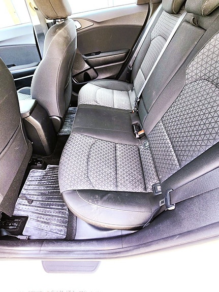Volkswagen Passat 18 of 18