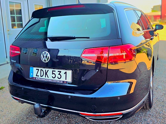 Volkswagen Passat 15 of 18