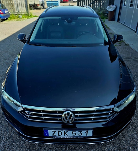 Volkswagen Passat 14 of 18