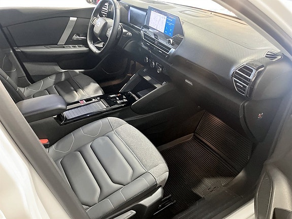Citroen C4 X 11 of 15
