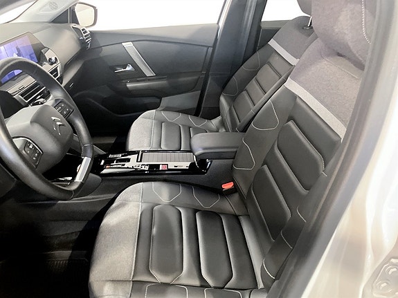 Citroen C4 X 4 of 5