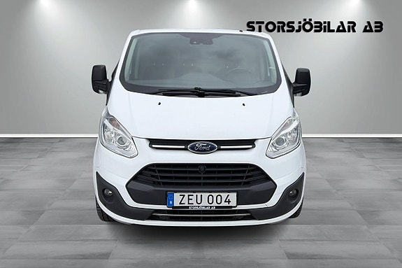 Ford Transit Custom 8 of 15