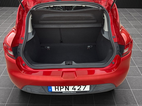 Renault Clio 9 of 19