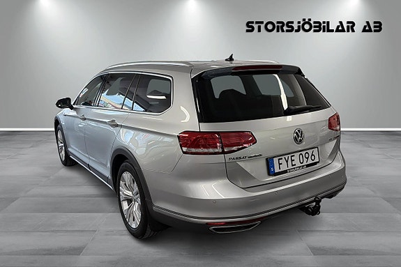 Volkswagen Passat Alltrack 5 of 5