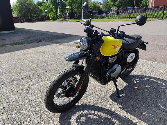 BSA 650 Scrambler Victor Yellow 5 of 6