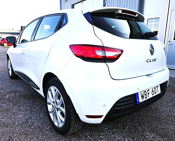 Renault Clio 7 of 12