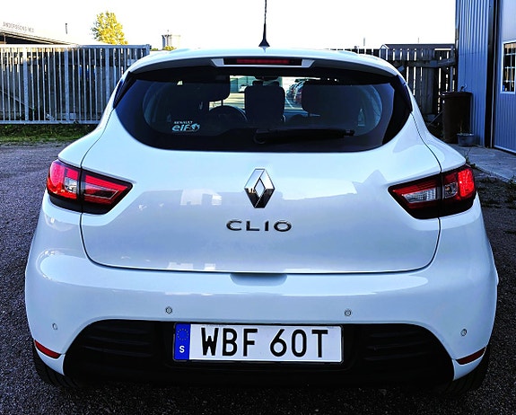 Renault Clio 6 of 12