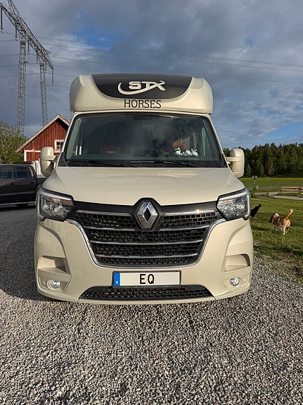 Renault Master 15 of 15