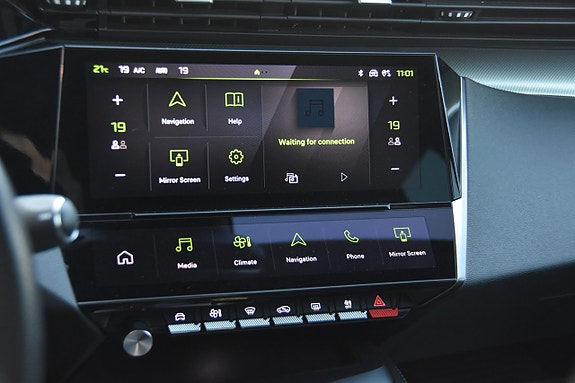 Peugeot 308 16 of 18