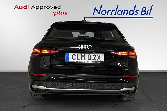 Audi A3 4 of 5