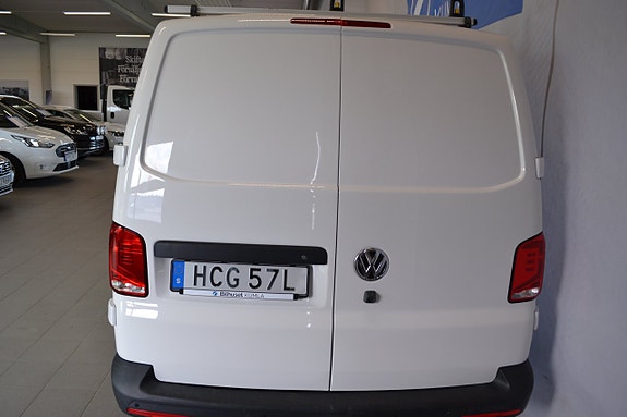 Volkswagen Transporter 7 of 12