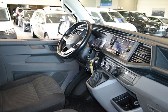 Volkswagen Transporter 11 of 12