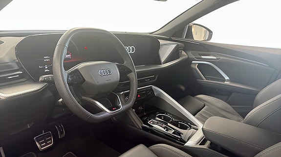 Audi Q5 7 of 18