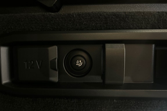 BMW i5 24 of 25